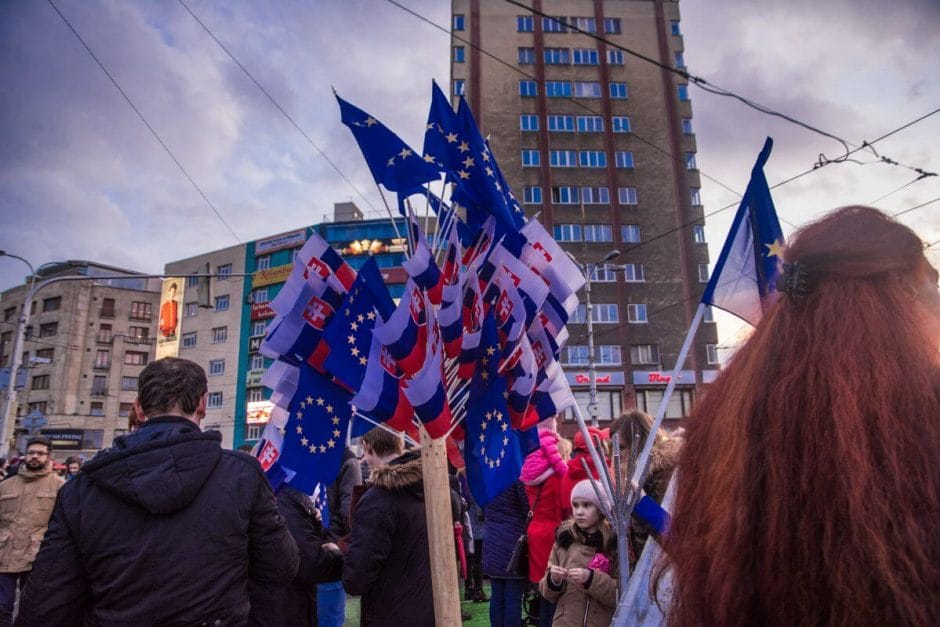 Reportaż z protestów w Bratysławie, 2018 rok. Fot. Saša Uhlová