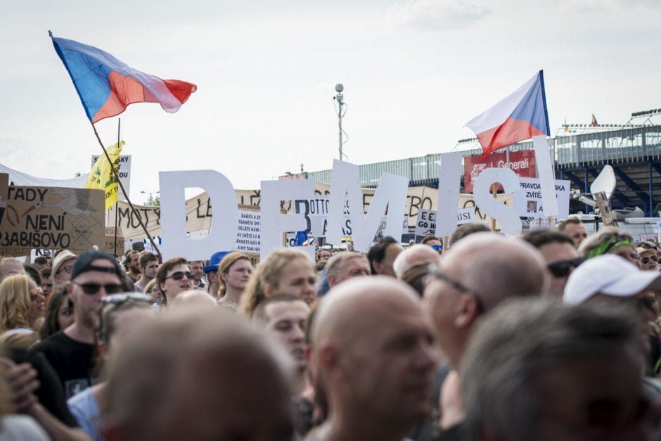 Praga-protesty-andrej-babis-2019