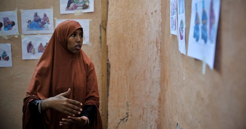 A_woman_at_the_Mother_and_Child_Health_Center_Mogadishu