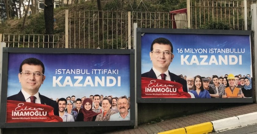 Billboardy w Stambule po zwycięstwie Ekrema Imamoglu