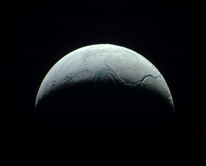 Enceladus – księżyc Saturna. Widok z sondy Casini., 2017 rok. Fot. nasa.gov