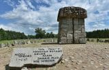 Pomnik-Ofiar-Obozu-Zagłady-w-Treblince