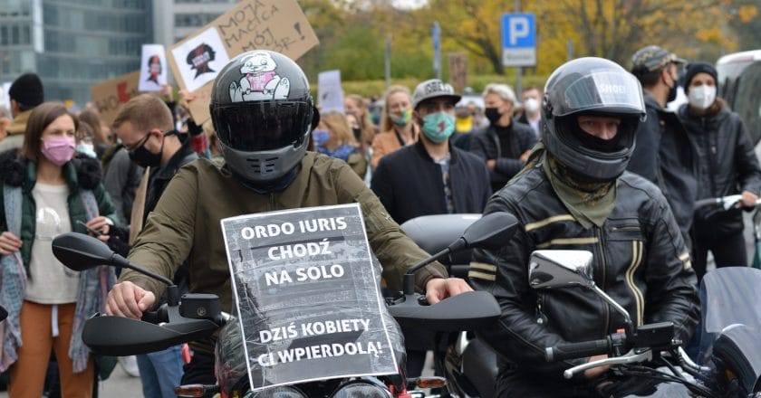 Protest pod warszawską siedzibą Ordo Iuris. Fot. Jakub Szafrański.
