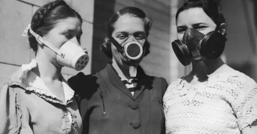 Maski przeciwpyłowe stosowane w latach trzydziestych w Stanach Zjednoczonych Fot. Wikimedia Commons/CC0