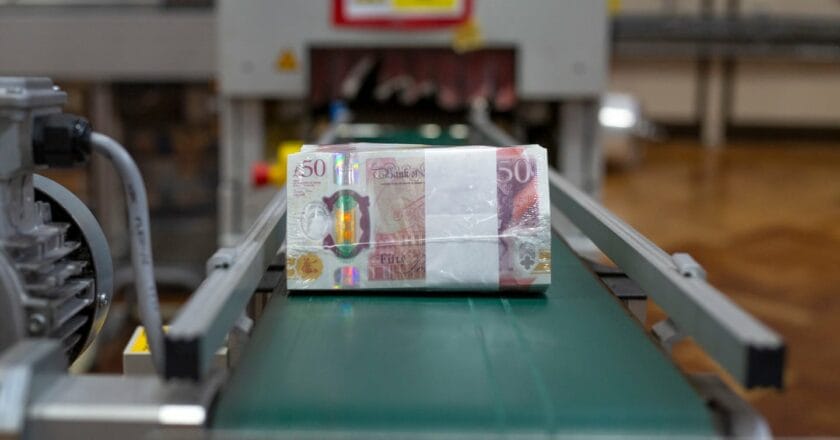 Emisja nowych banknotów przez Bank Anglii. Fot. Bank of England/Flickr.com