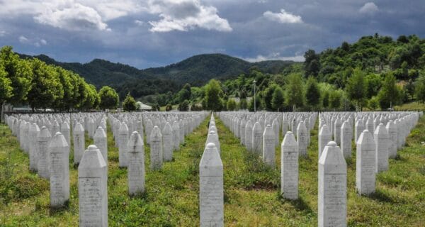 Memoriał ofiar w Srebrenicy