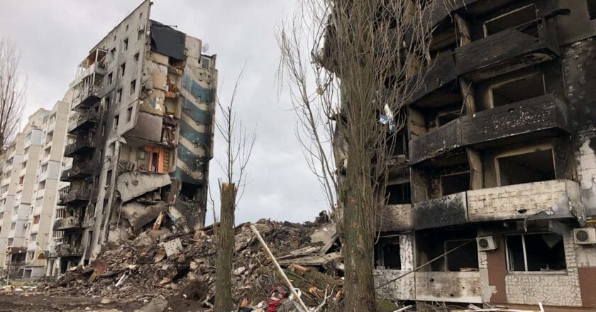 Zniszczenia w miejscowości Borodzianka Fot. DmytryiOzhhikhiin/Depositphotos