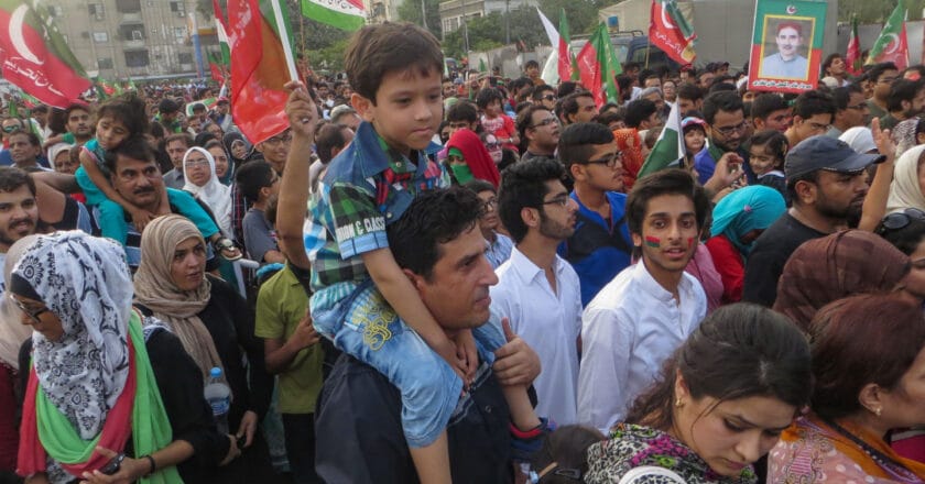 Miłośnicy Imran Khana w Karaczi. Fot. Wasif Malik/flickr.com