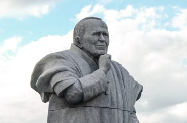 pomnik Karola Wojtyły