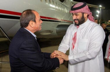 Prezydent Egiptu witany w Arabii Saudyjskiej. Fot. Saudi Press Agency