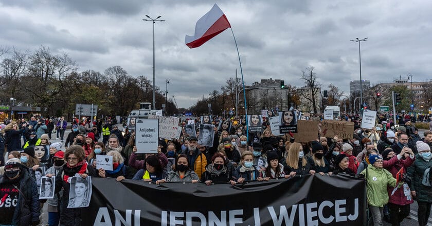 Demonstracja po śmierci Izabeli z Pszczyny. Fot. Jakub Szafrański