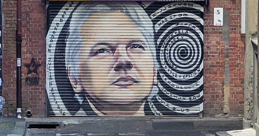 Mural z wizerunkiem Juliana Assange'a w Melbourne w Australii. Fot. Cory Doctorow