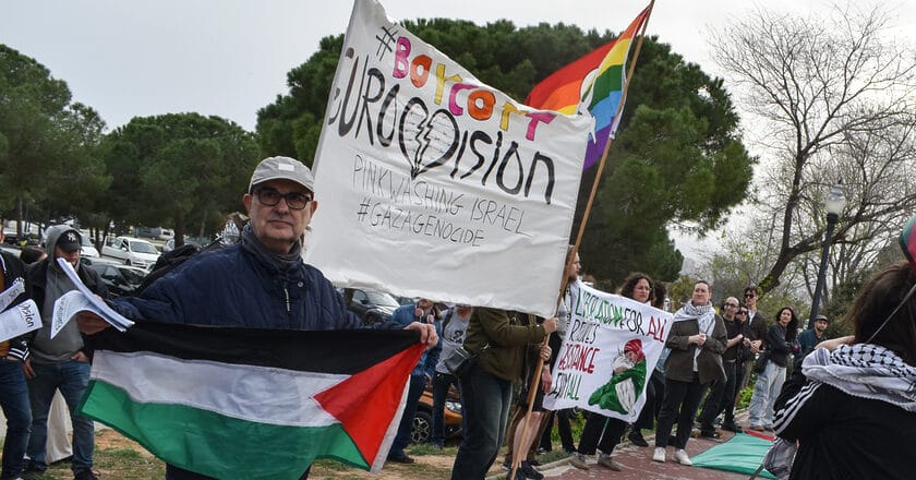 Manifestacja przeciwko udziale Izraela w Eurowizji 2024 w Hiszpanii. Fot. Aniol/Wikimedia Commons